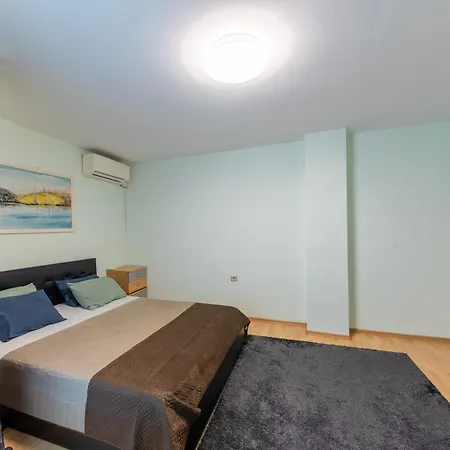 Oasis With 2 Bedrooms Varna