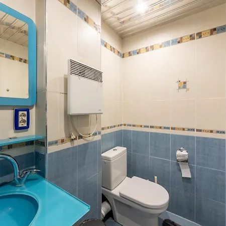 Oasis With 2 Bedrooms Apartment *
